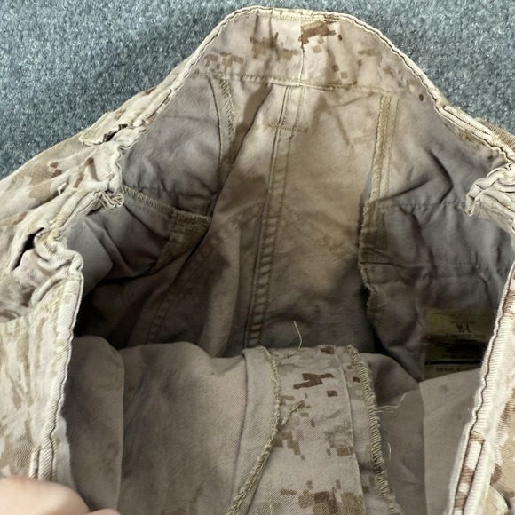 Crye Precision Pants M/L Large Desert Marpat Camo Cargo Frog FR Combat USMC - Picture 7 of 14